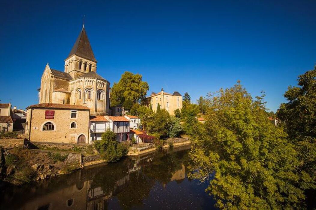 Photo of Outdoor in La Couture