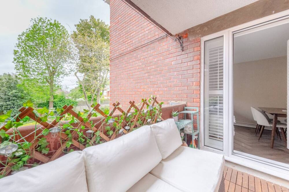 Photo of Outdoor in Brondesbury Park