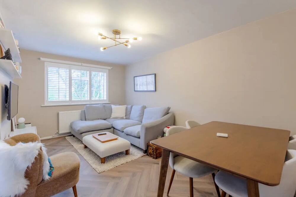 Photo of Livingroom in Brondesbury Park