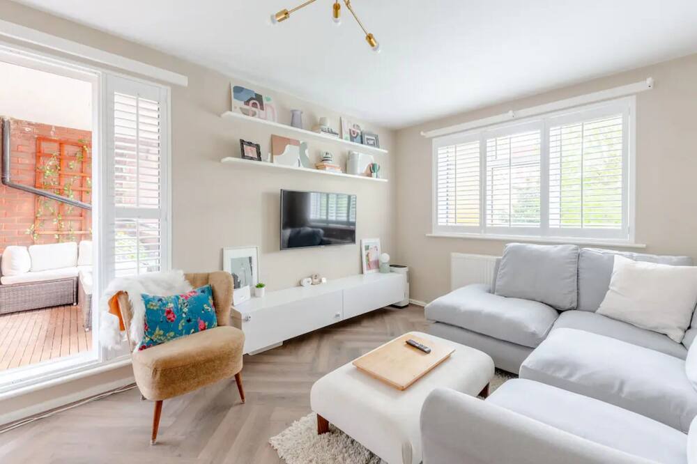 Photo of Livingroom in Brondesbury Park