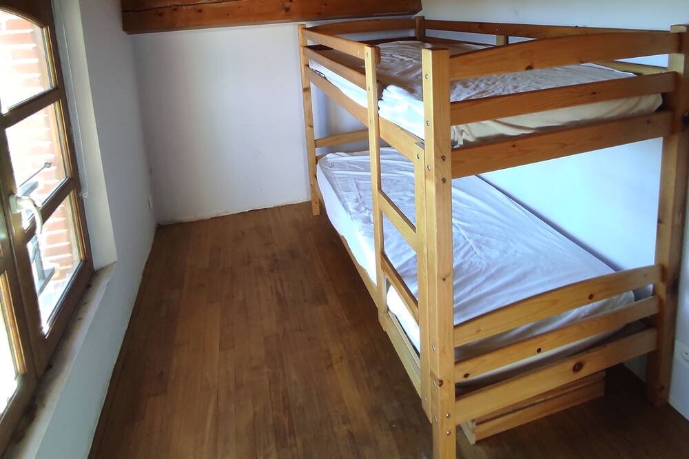 Photo of Bedroom in Calmont