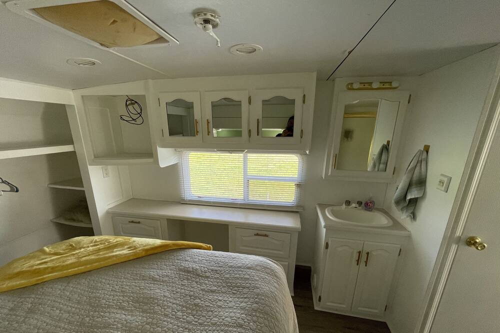 Photo of Bedroom in Quinlan