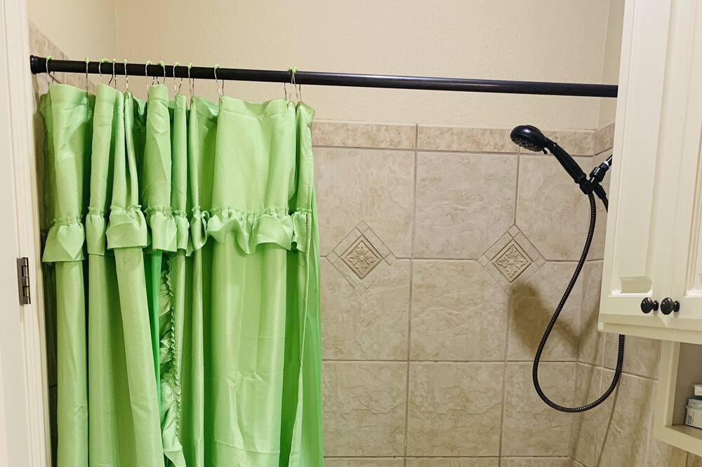 Photo of Bathroom in Grapevine