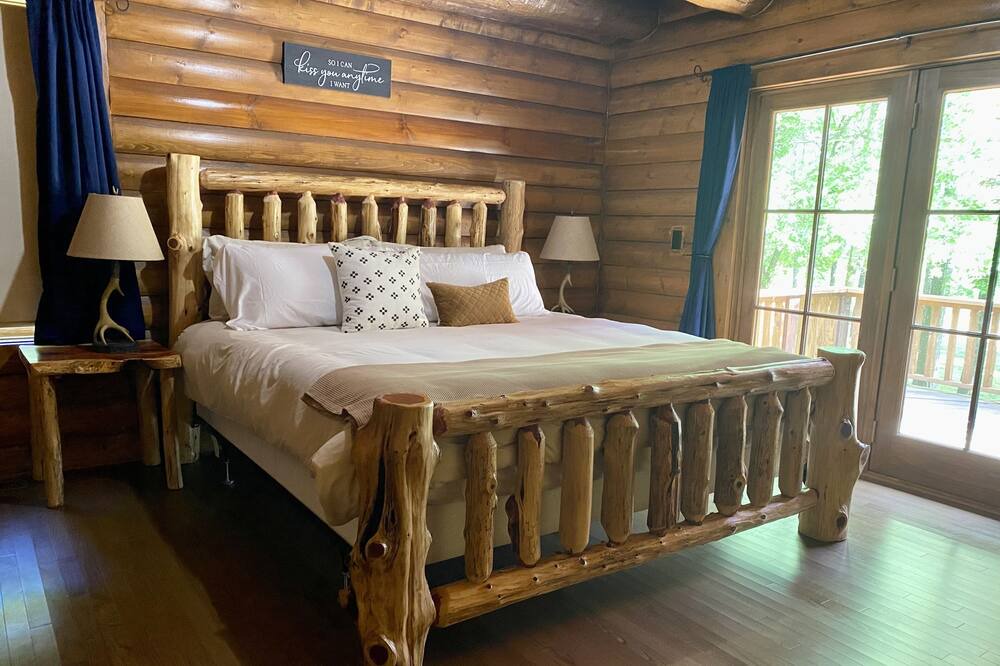 Photo of Bedroom in Doniphan