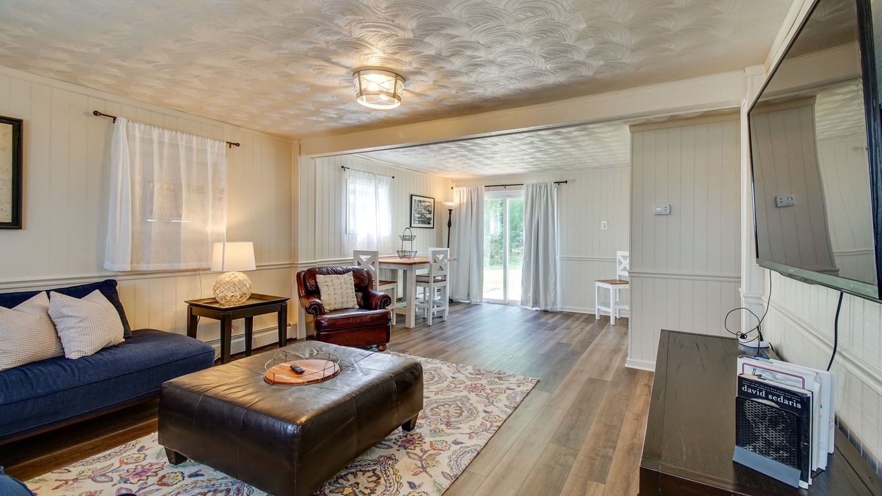 Photo of Livingroom in Piney Point