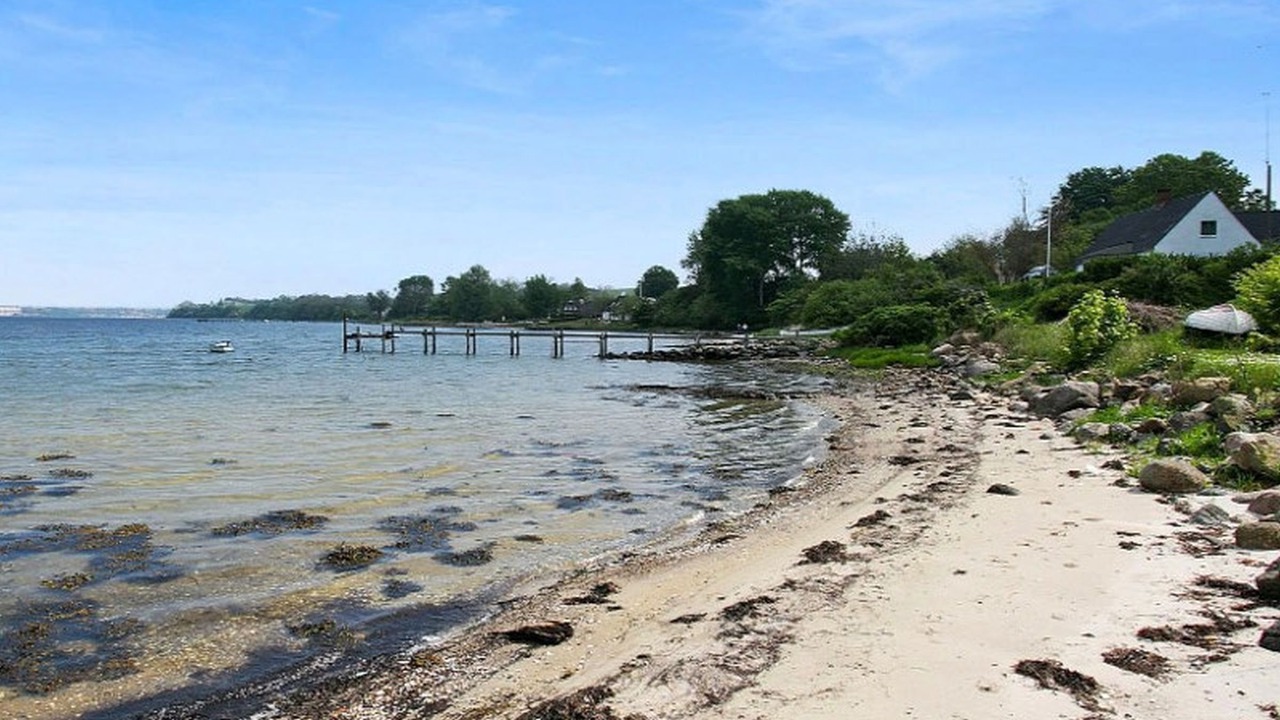 Photo of Others in Bjert