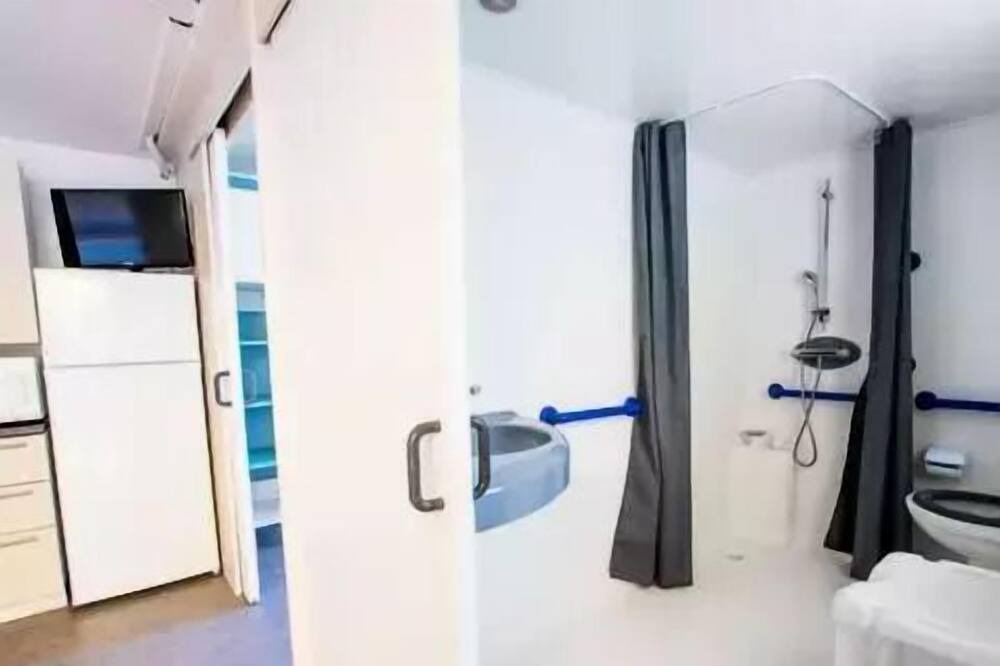 Photo of Bathroom in Saint-Maurice-dʼArdeche