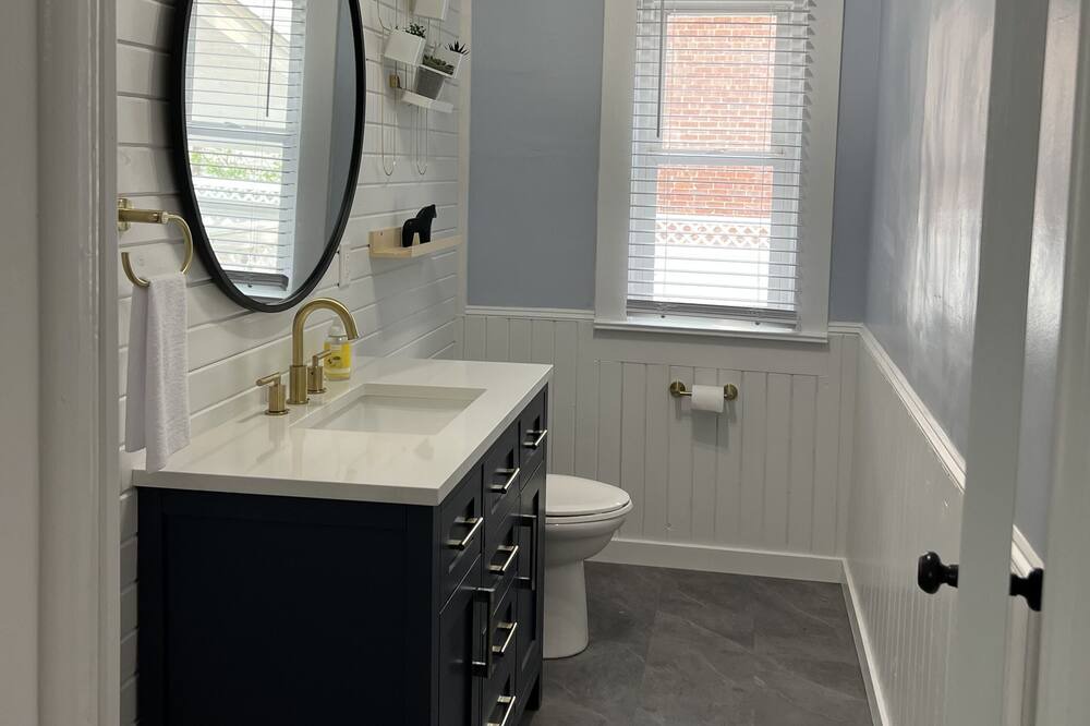 Photo of Bathroom in Sterling