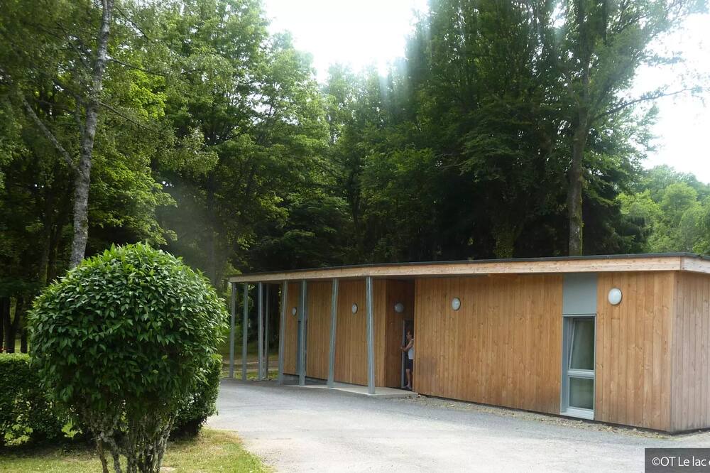 Photo of Others in Auphelle