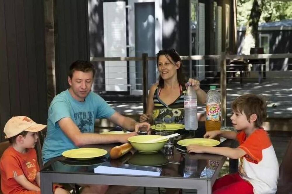 Photo of Others in Auphelle