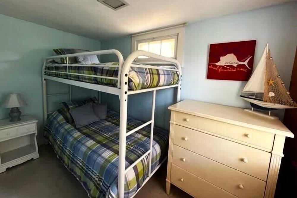 Photo of Bedroom in South Chatham