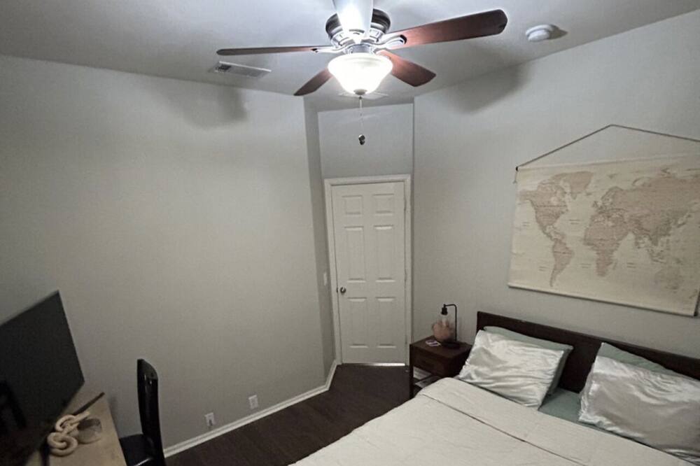 Photo of Bedroom in Fort Worth