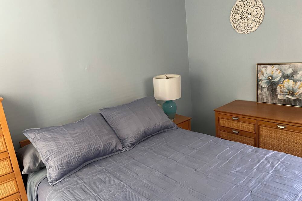 Photo of Bedroom in Bradley Beach