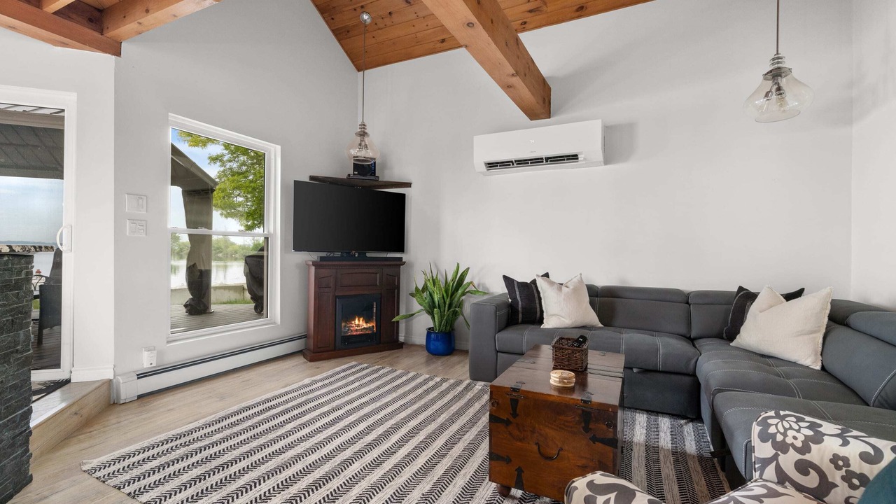 Photo of Livingroom in Carrying Place