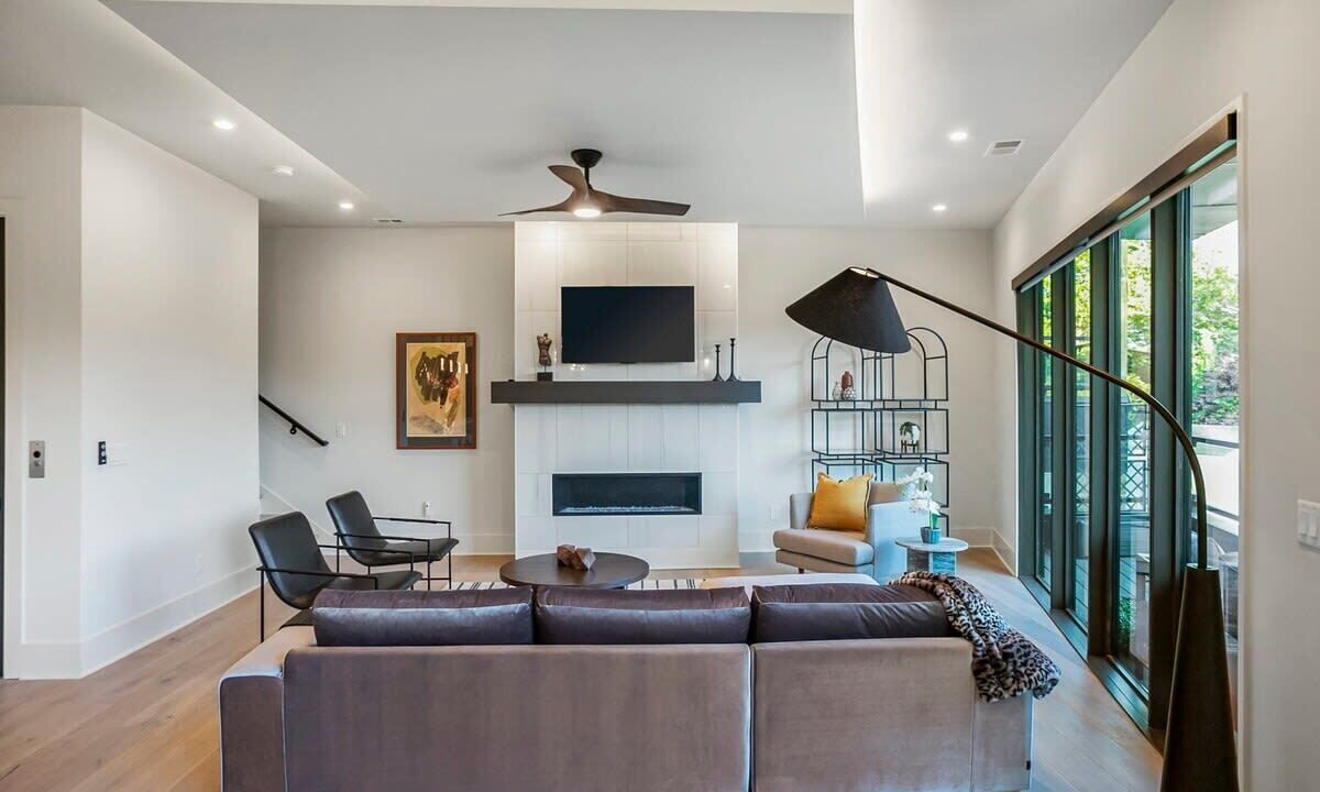 Photo of Livingroom in Sylvan Park
