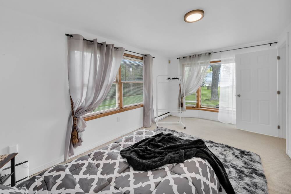 Photo of Bedroom in Woodslee
