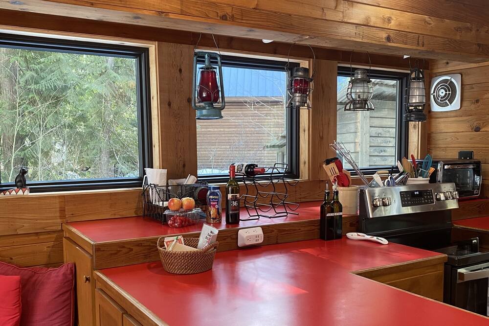 Photo of Kitchen in Skykomish