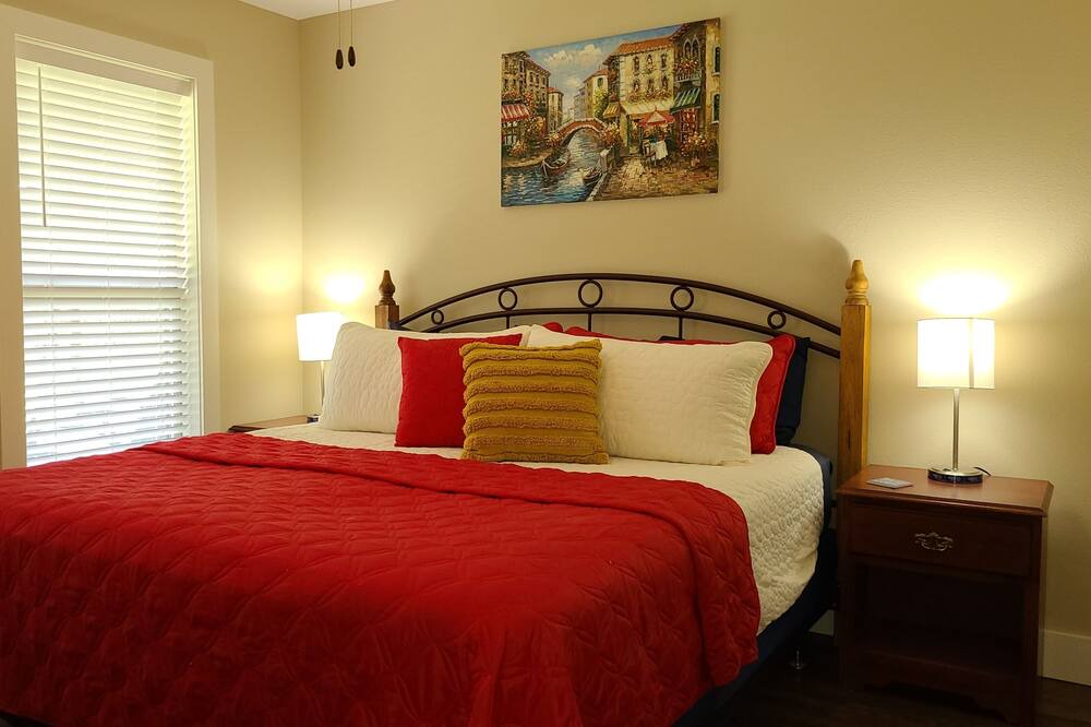 Photo of Bedroom in Branson