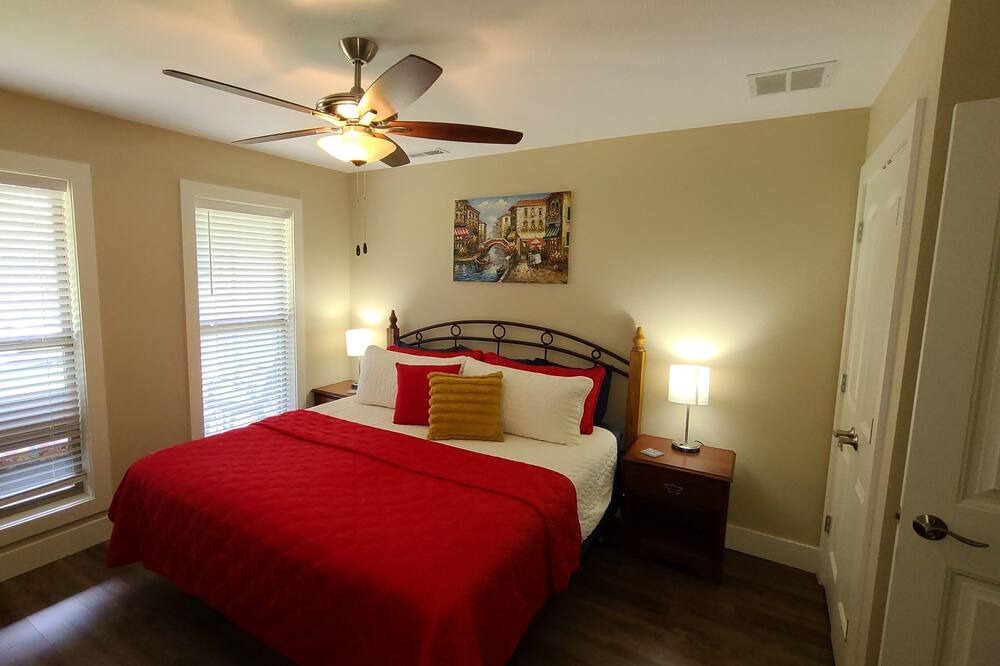 Photo of Bedroom in Branson
