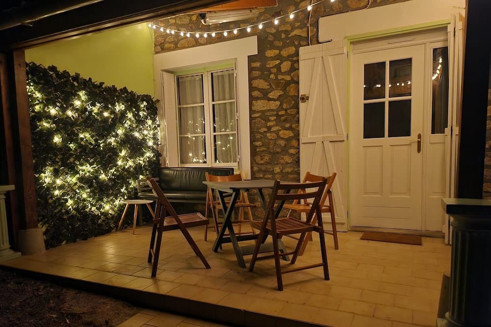 Photo of Patio Balcony in Saint-Germain-du-Corbeis