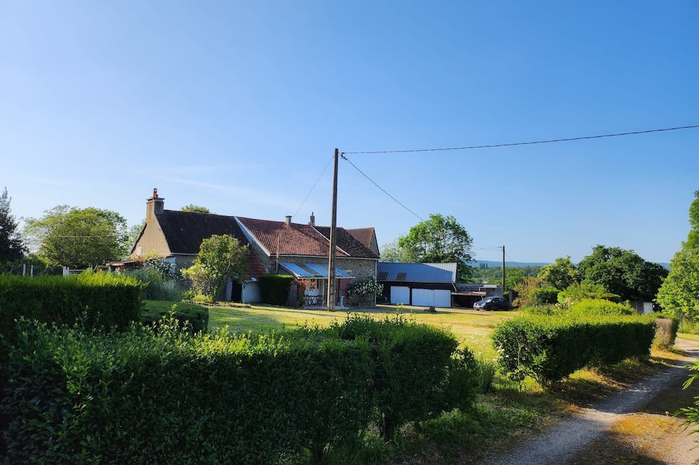 Photo of Outdoor in Saint-Germain-du-Corbeis