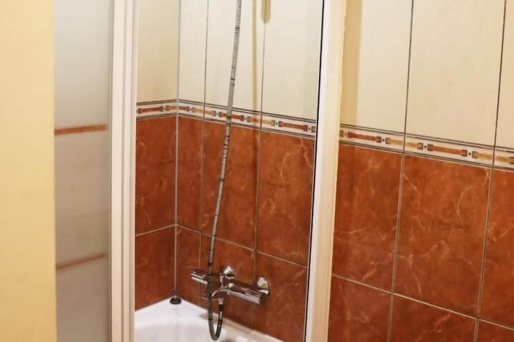 Photo of Bathroom in Brognon