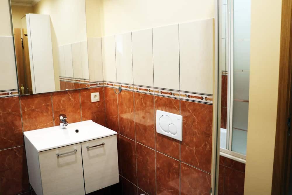 Photo of Bathroom in Brognon