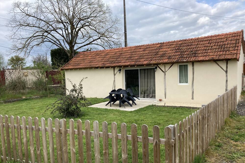 Photo of Outdoor in Lusigny