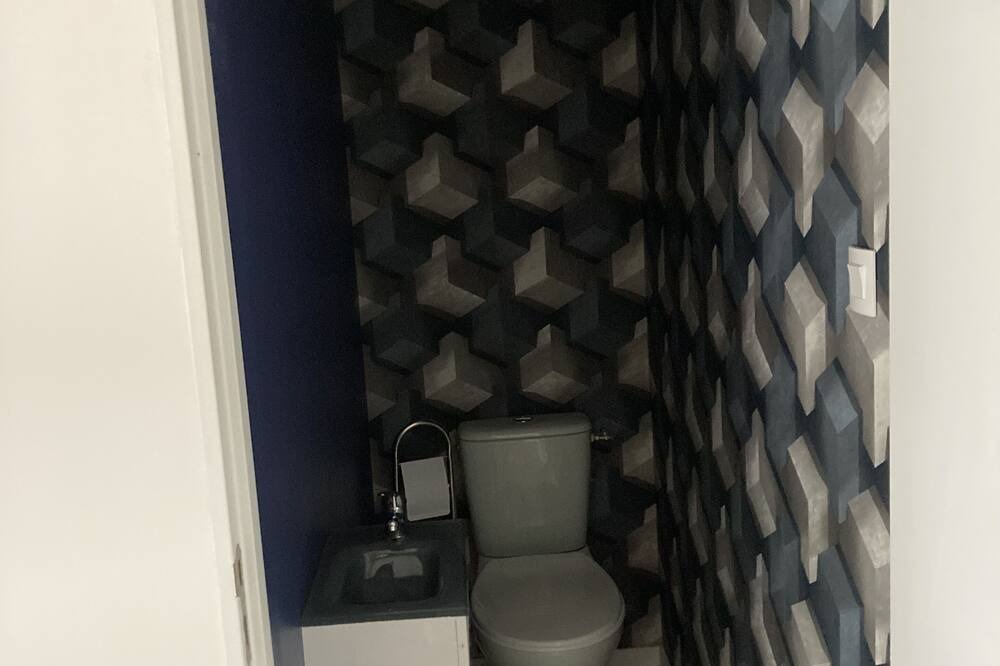 Photo of Bathroom in Lusigny