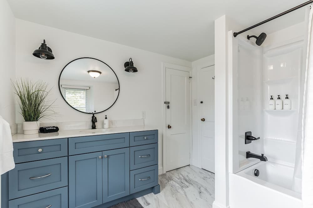 Photo of Bathroom in Wagontown