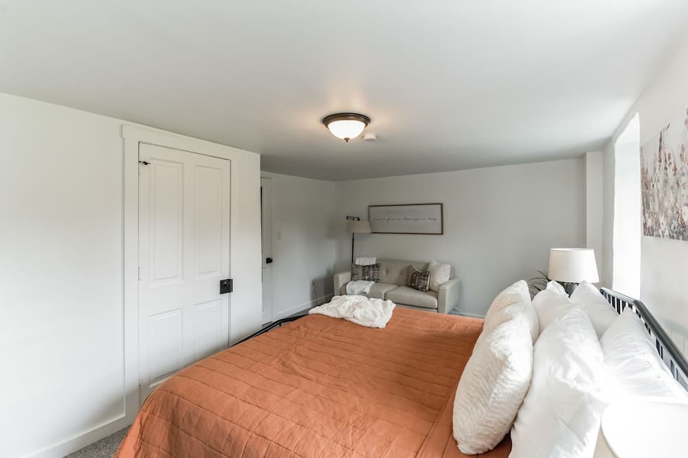 Photo of Bedroom in Wagontown