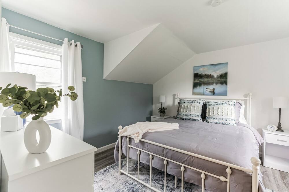 Photo of Bedroom in Wagontown