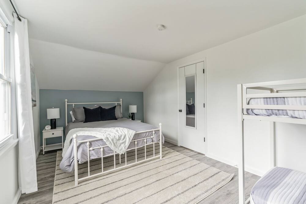 Photo of Bedroom in Wagontown