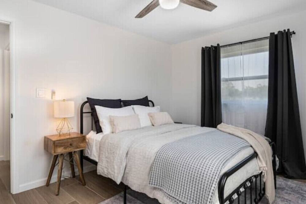 Photo of Bedroom in Arcadia