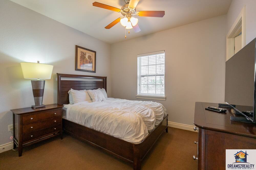 Photo of Bedroom in Branson