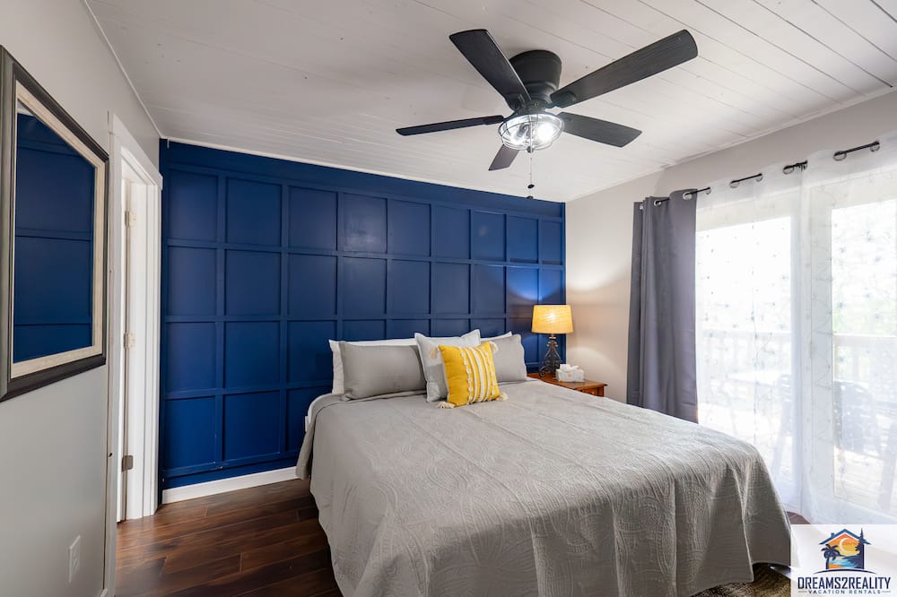 Photo of Bedroom in Notch Estates
