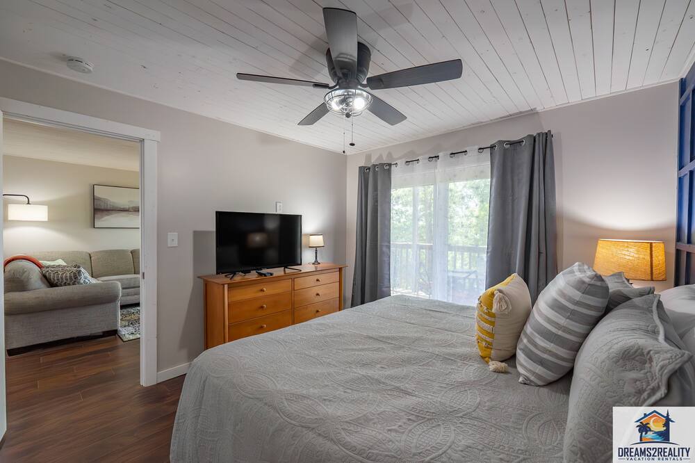 Photo of Bedroom in Notch Estates