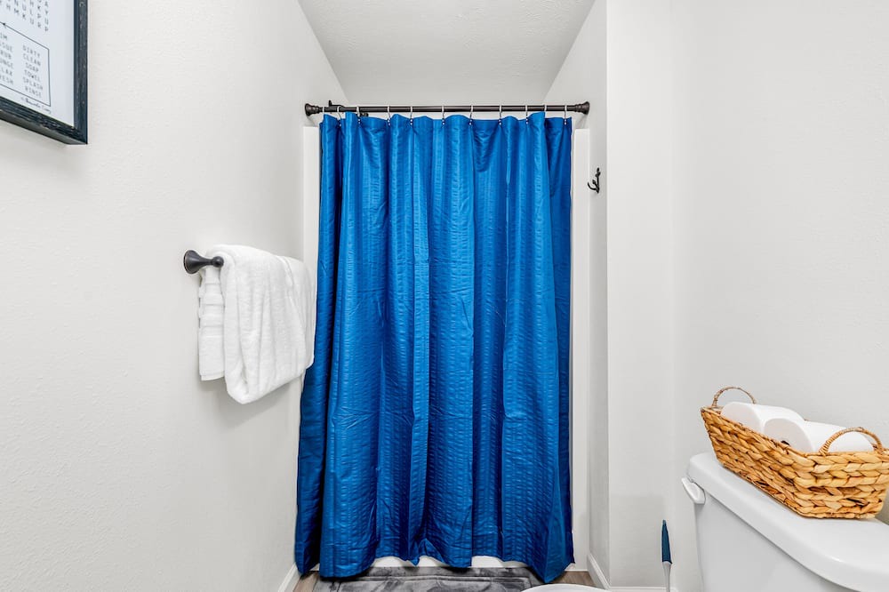 Photo of Bathroom in Shell Knob