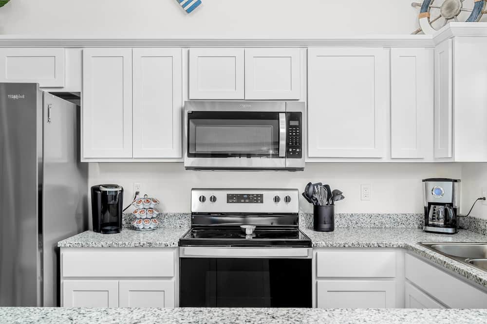 Photo of Kitchen in Shell Knob