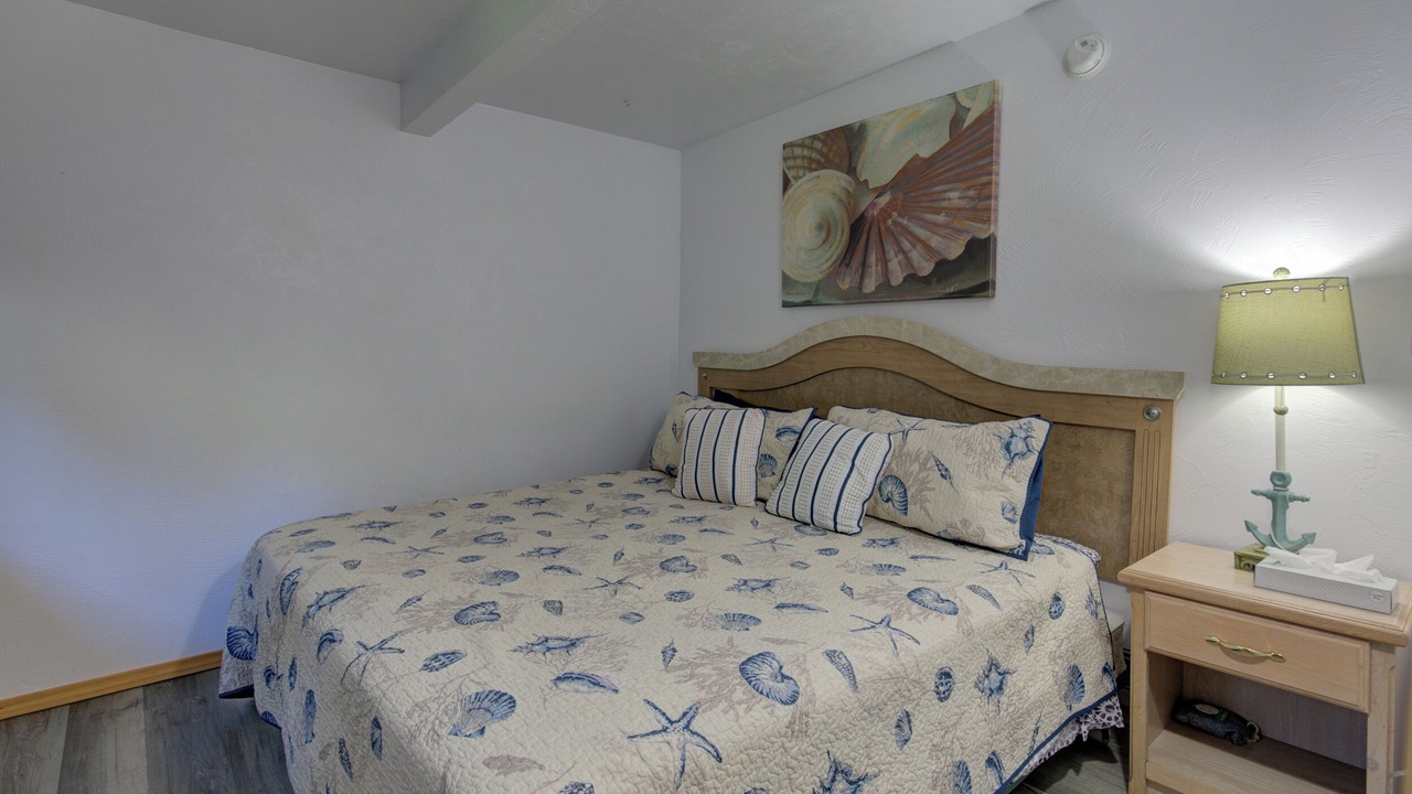 Photo of Bedroom in Ocean Shores