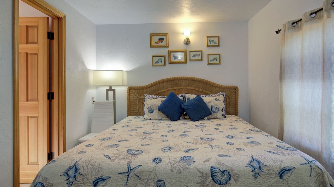 Photo of Bedroom in Ocean Shores