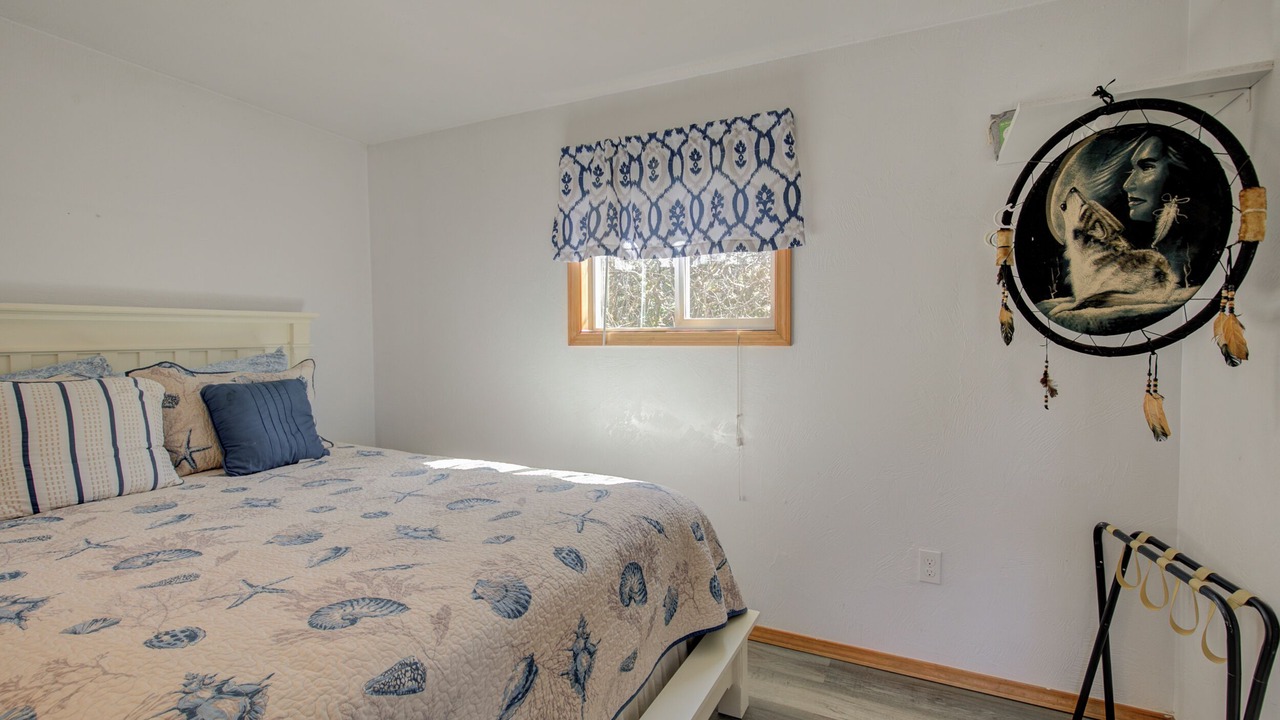 Photo of Bedroom in Ocean Shores