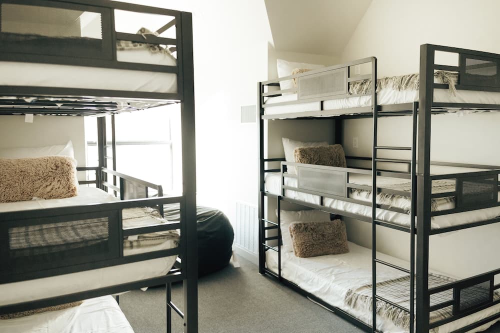 Photo of Bedroom in Dogwood