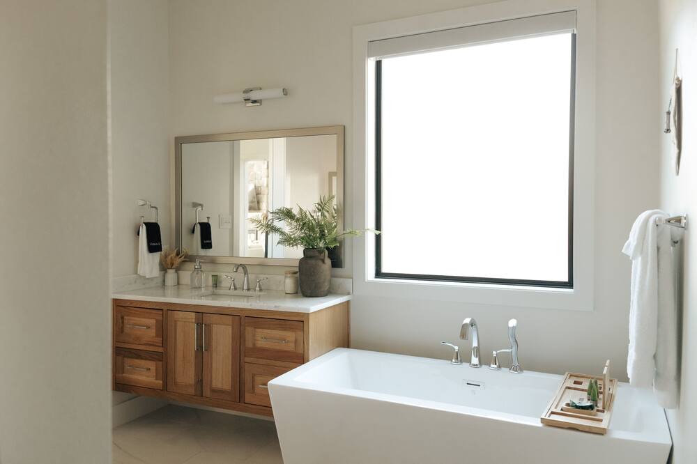 Photo of Bathroom in Dogwood