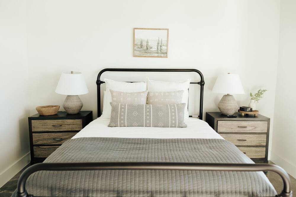 Photo of Bedroom in Dogwood