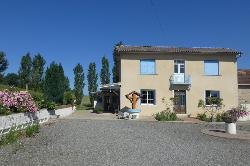 Photo of Outdoor in Mauries