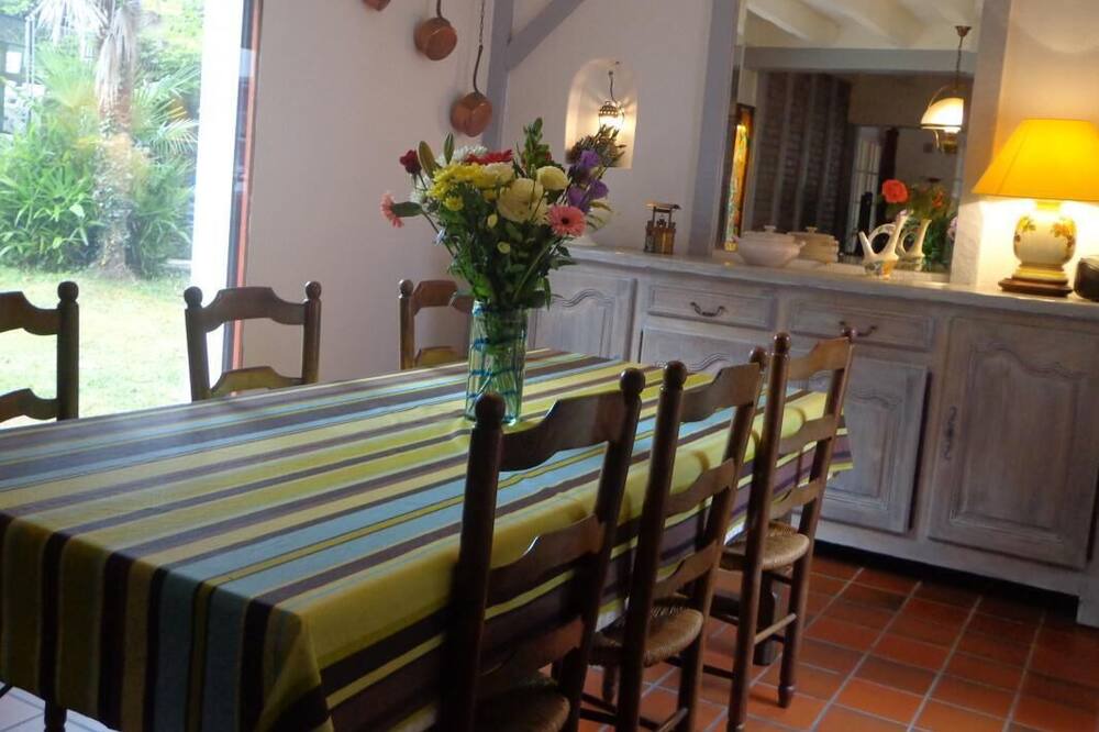 Photo of Others in Belus