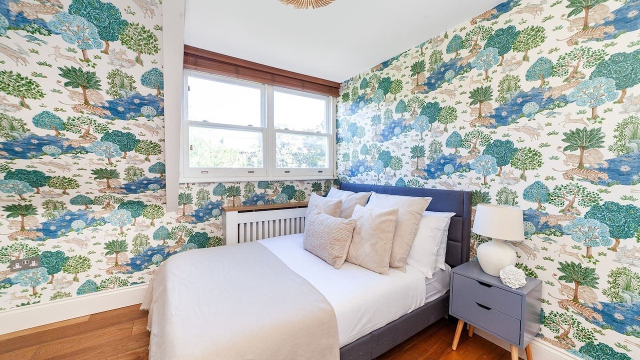 Photo of Others in Frognal and Fitzjohns