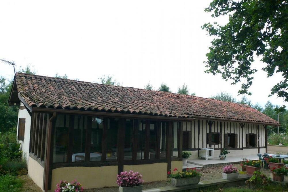 Photo of Outdoor in Bascons