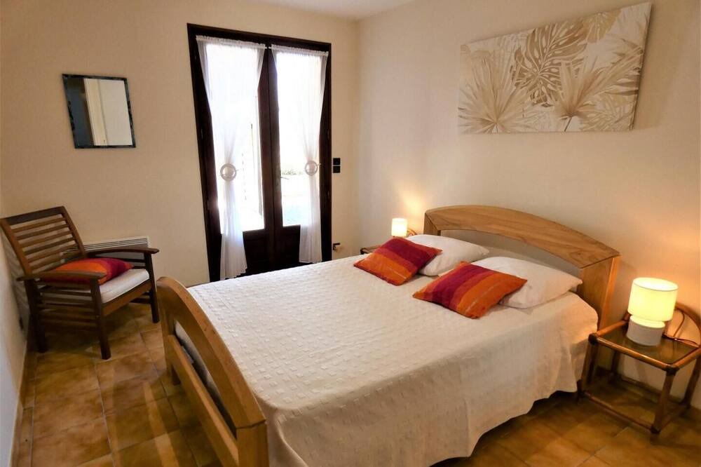 Photo of Bedroom in Prechacq-les-Bains